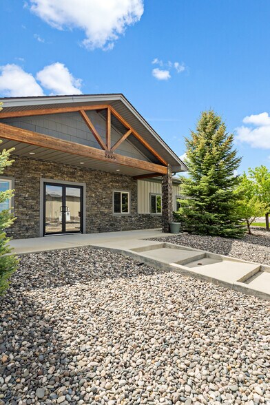 2665 Aviation Dr, Sheridan, WY à vendre - Photo de l’immeuble – Image 2 sur 11