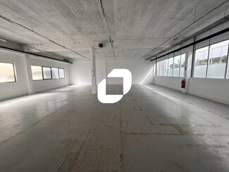 Plus de détails pour Bureau, Local d'activités à louer