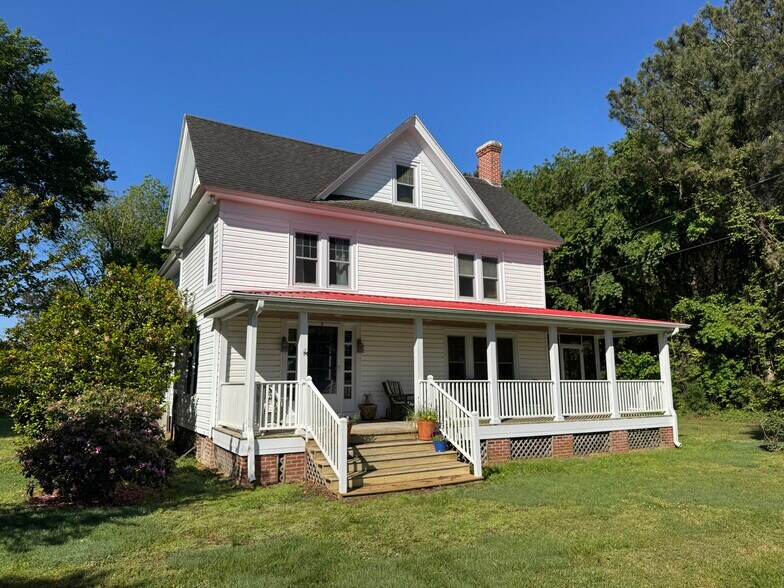 18646 Airport Dr, Melfa, VA à vendre - Photo de l’immeuble – Image 2 sur 14