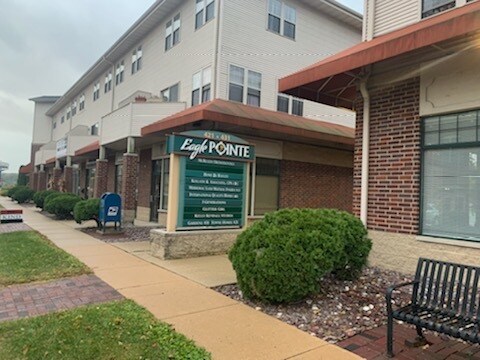 421-431 Water St, Prairie Du Sac, WI à louer - Photo de l’immeuble – Image 2 sur 7