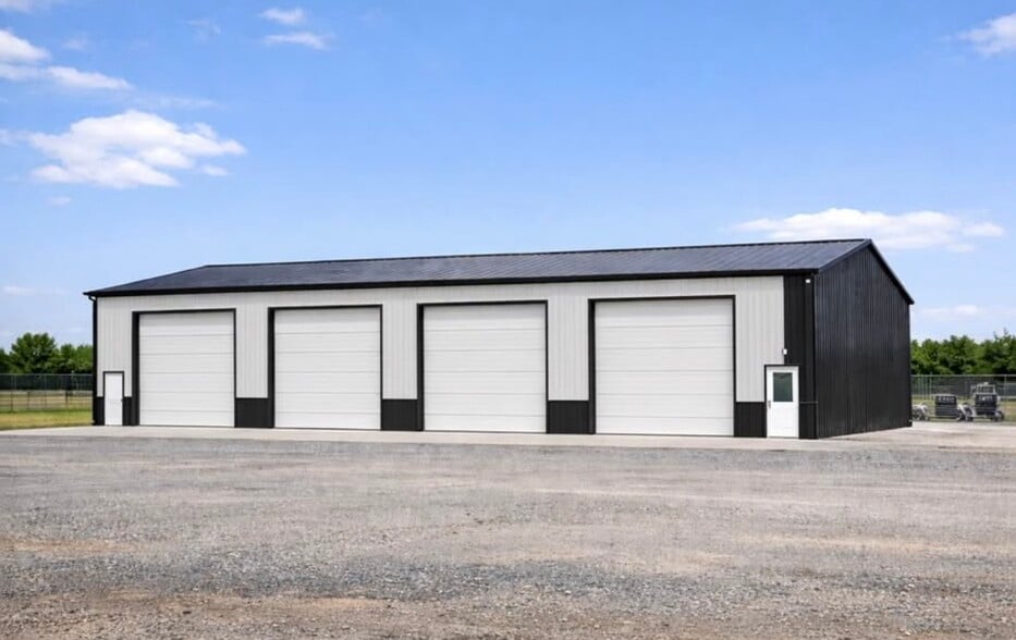 5996 700 E, Enoch, UT à louer - Photo principale – Image 1 sur 1