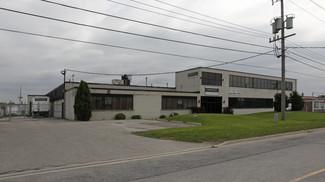 Plus de détails pour 26 Racine Rd, Toronto, ON - Industriel/Logistique à louer