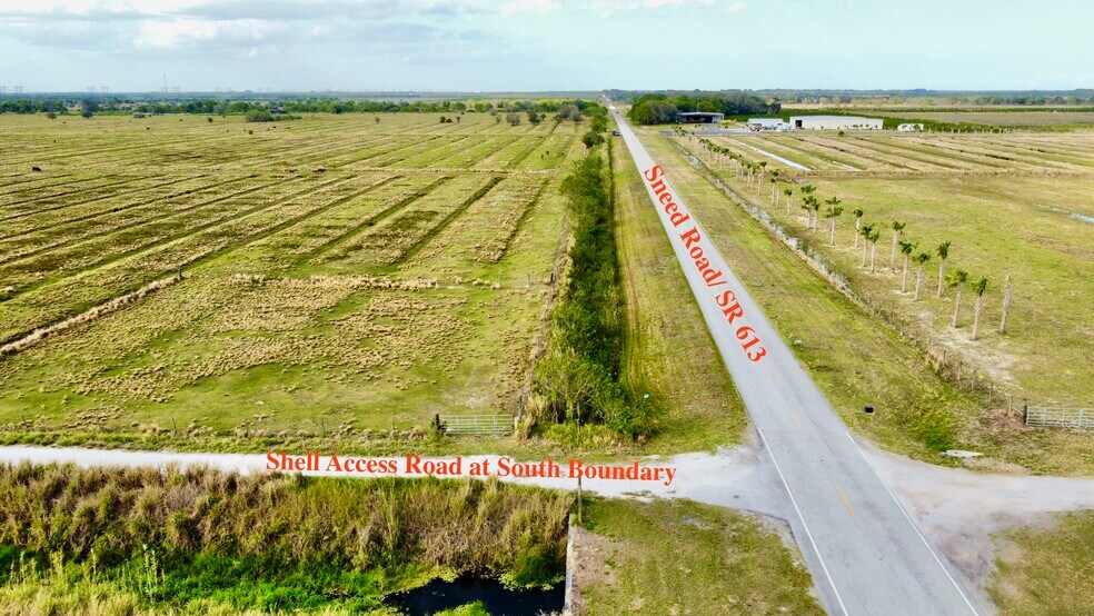 2995 Sneed Rd, Fort Pierce, FL à vendre - Photo de l’immeuble – Image 2 sur 5