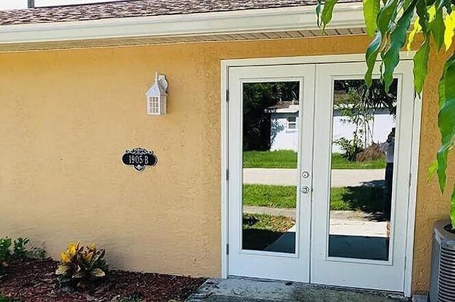 1905 Oakley Ave, Fort Myers, FL à vendre - Photo de l’immeuble – Image 3 sur 39