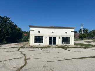 Plus de détails pour 3224 N Belt Hwy, Saint Joseph, MO - Local commercial à vendre