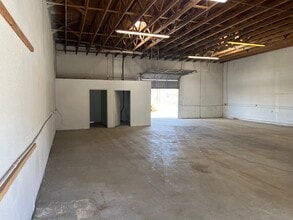 17615 Alder St, Hesperia, CA à louer Photo intérieure– Image 2 sur 3