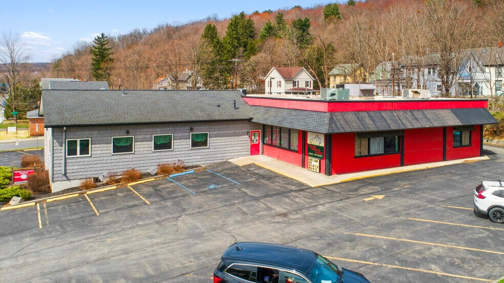 525 Main St, Oneonta, NY à vendre - Photo de l’immeuble – Image 3 sur 5