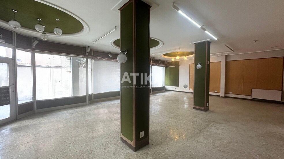 Local commercial dans Ontinyent à louer - Photo de l’immeuble – Image 2 sur 8