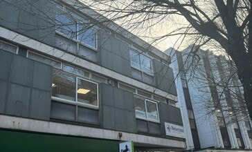 28-36 Commercial Way, Woking à louer Photo de l’immeuble– Image 1 sur 2
