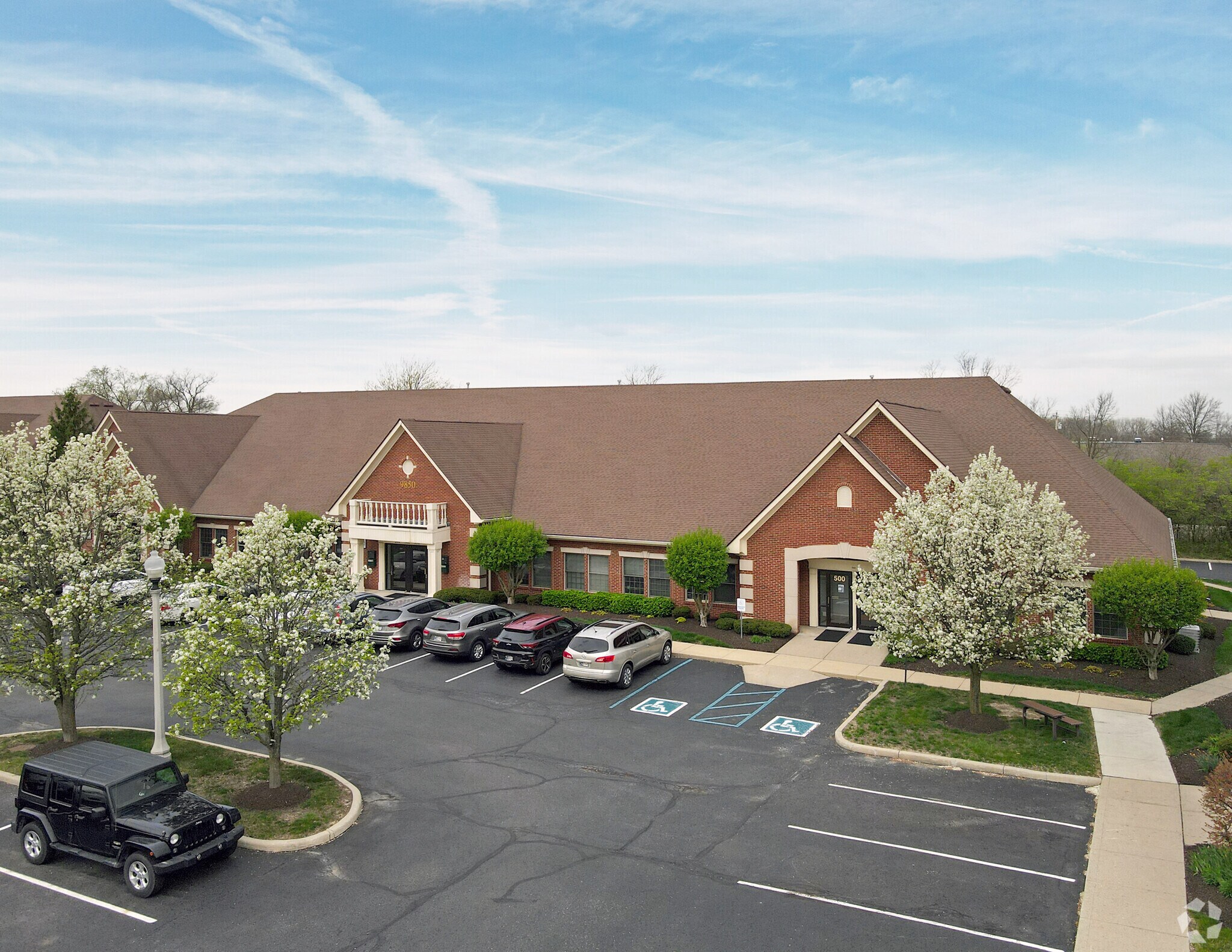 9850 Westpoint Dr, Fishers, IN à louer Photo principale– Image 1 sur 3