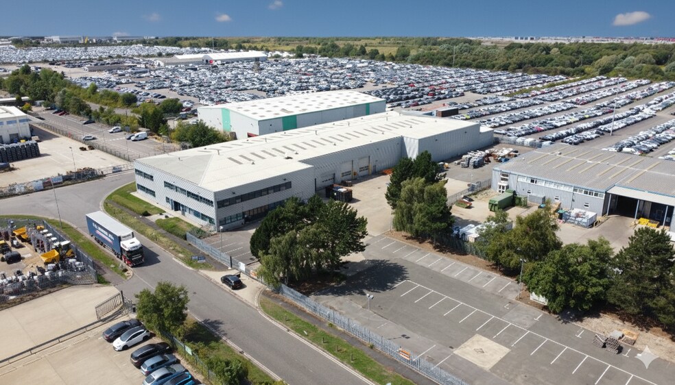 Pywell Rd, Corby à vendre - Photo de l’immeuble – Image 3 sur 15