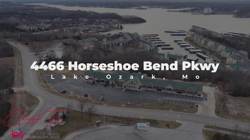 4466 Horseshoe Bend Pky, Village Of Four Seasons, MO à vendre - Vidéo sur l’annonce professionnelle – Image 3 sur 70