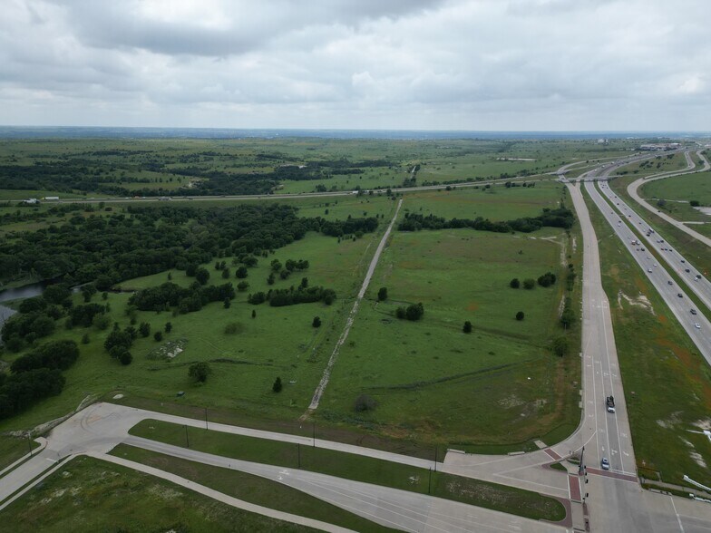 13451 Highland Hills Drive, Aledo, TX à vendre - Aérien – Image 3 sur 14