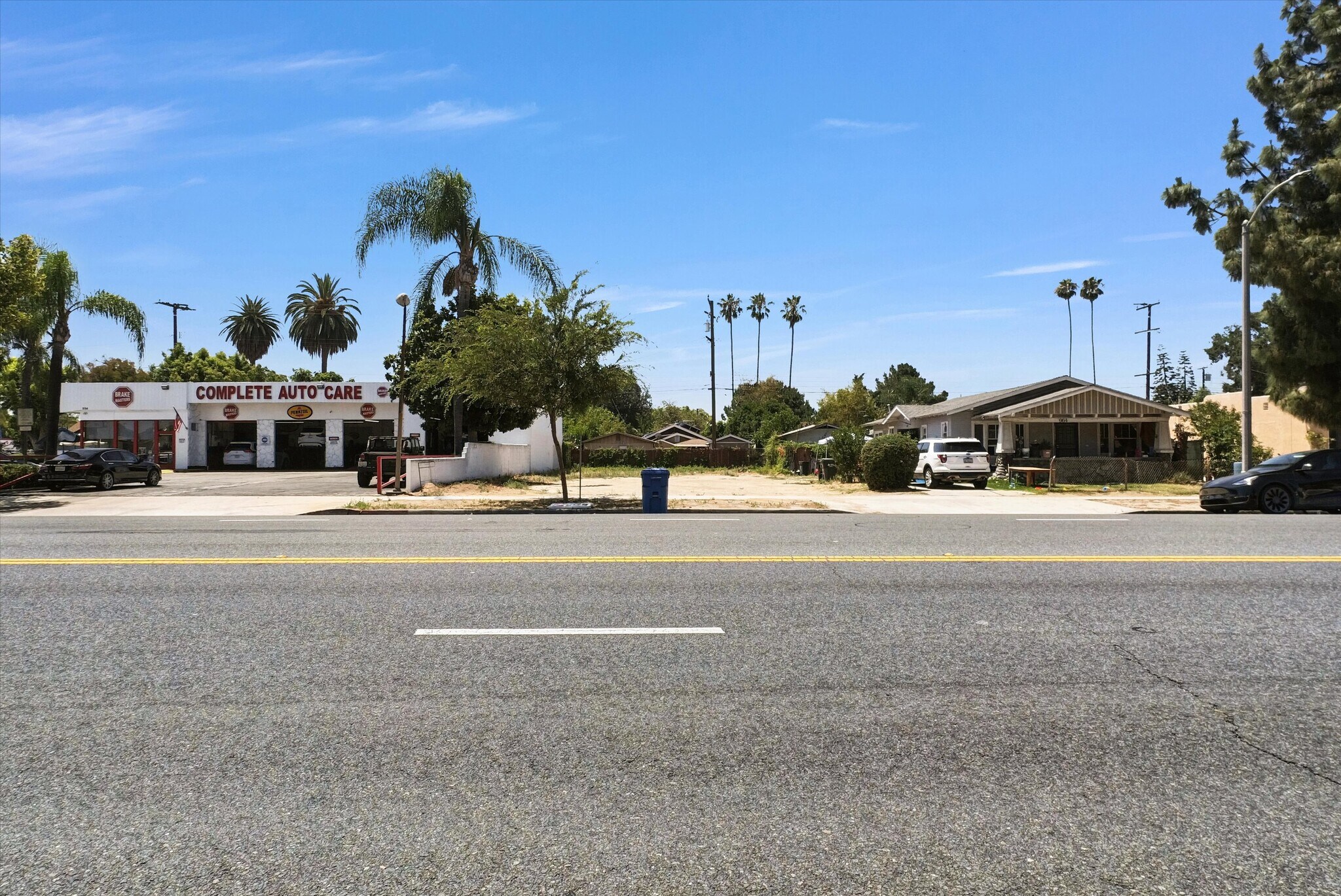 968 E Mission Blvd, Pomona, CA à vendre Photo de l’immeuble– Image 1 sur 14