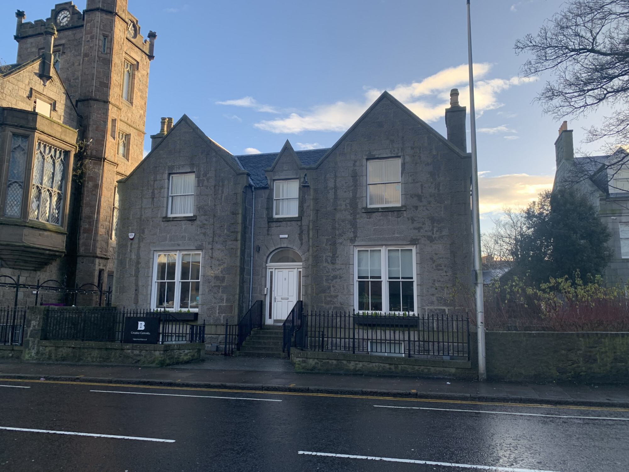 8 Alford Pl, Aberdeen à vendre Photo de l’immeuble– Image 1 sur 9