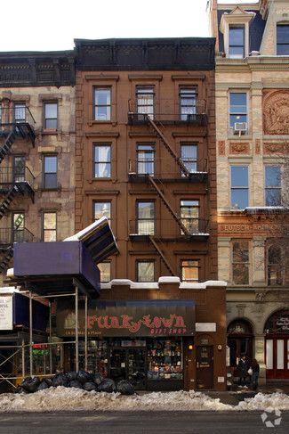 Plus de détails pour 14 St Marks Pl, New York, NY - Local commercial à louer
