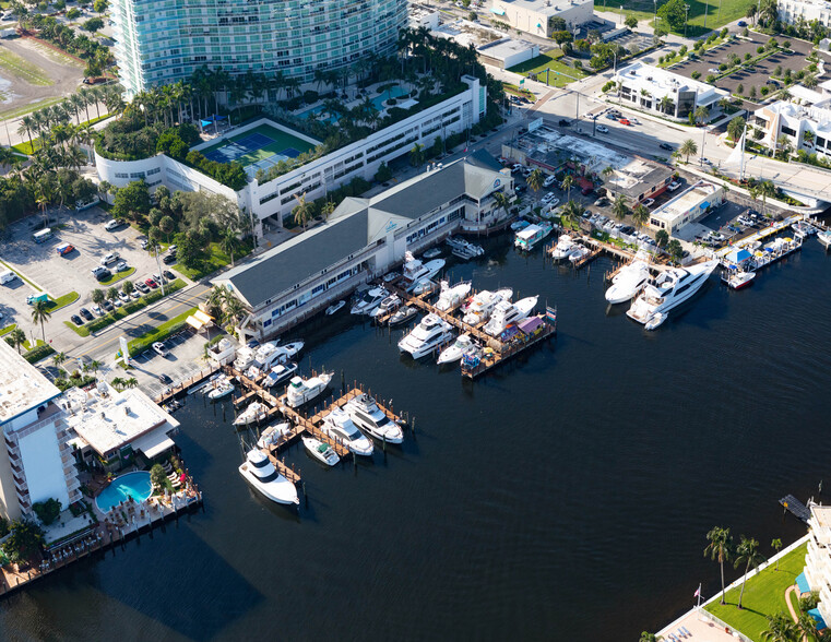 101 N Riverside Dr, Pompano Beach, FL à vendre - Photo principale – Image 1 sur 3