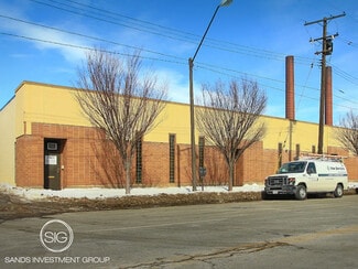 Plus de détails pour 1657 Saint Clair Ave NE, Cleveland, OH - Local d’activités à vendre
