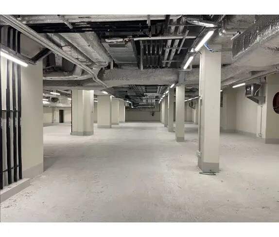 Industriel/Logistique dans Paris à louer - Photo intérieure – Image 2 sur 6