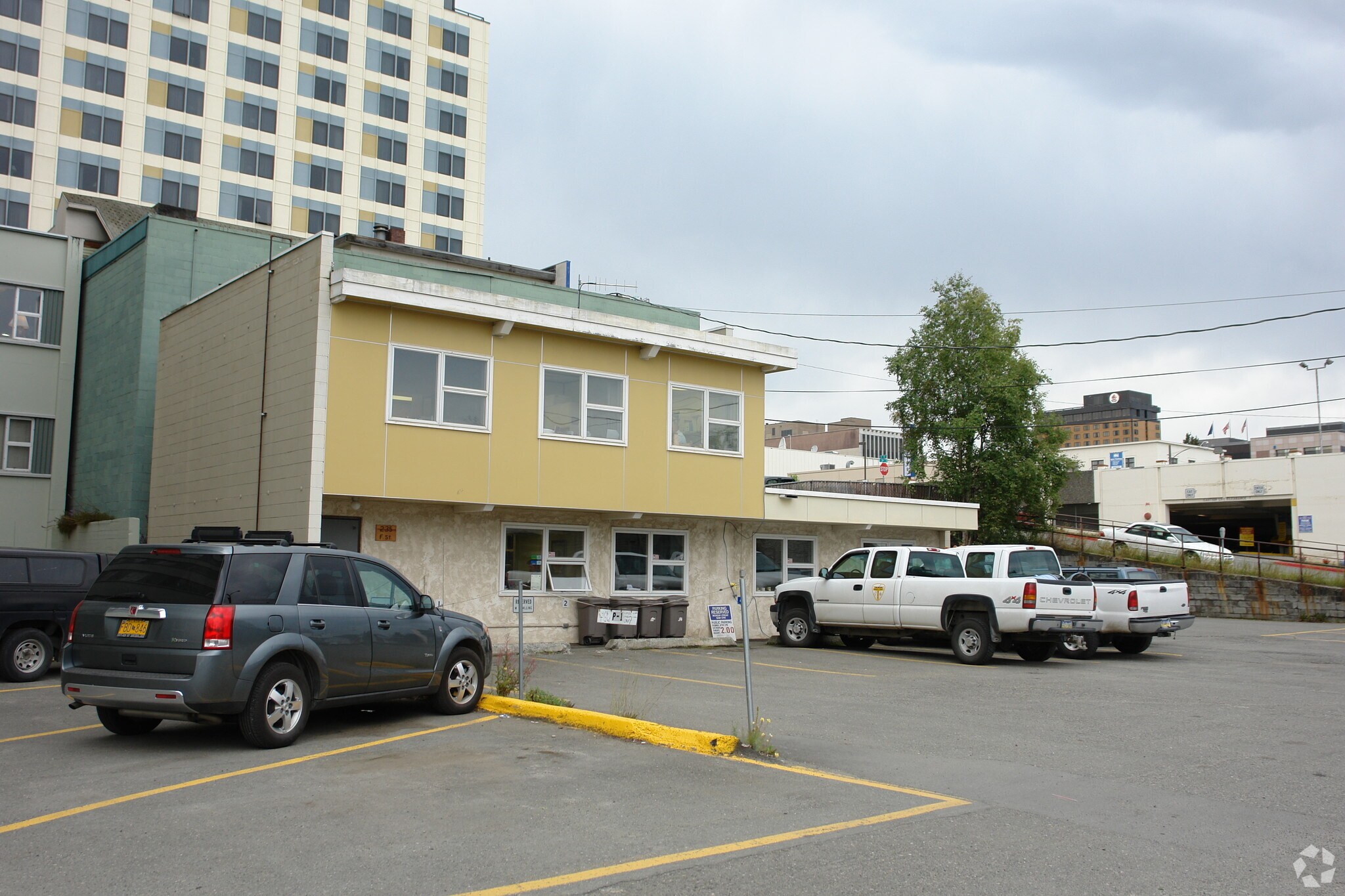 235 F St, Anchorage, AK à vendre Photo principale– Image 1 sur 3