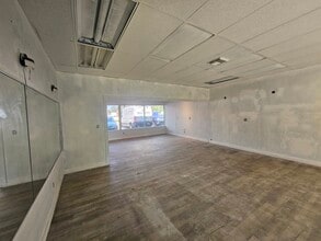 5574-5586 NW 31st Ave, Fort Lauderdale, FL à louer Photo intérieure– Image 2 sur 9