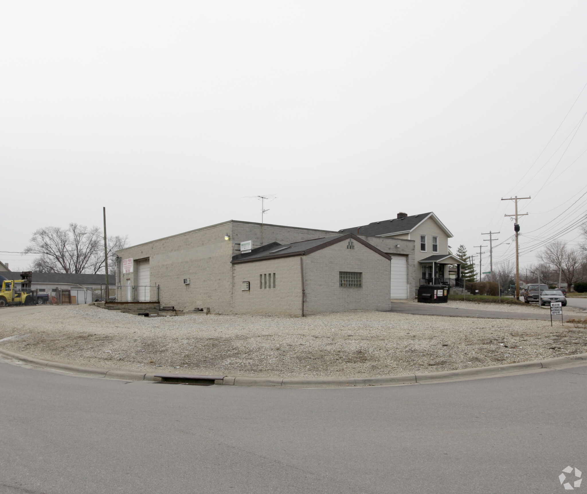 1759 Old Leonard Ave, Columbus, OH à vendre Photo principale– Image 1 sur 10