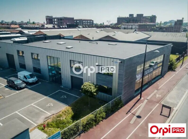 Industriel/Logistique dans Tourcoing à louer - Photo de l’immeuble – Image 1 sur 11