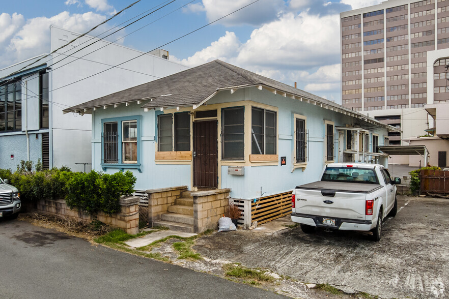 1012 Akala Ln, Honolulu, HI à vendre - Photo principale – Image 1 sur 3