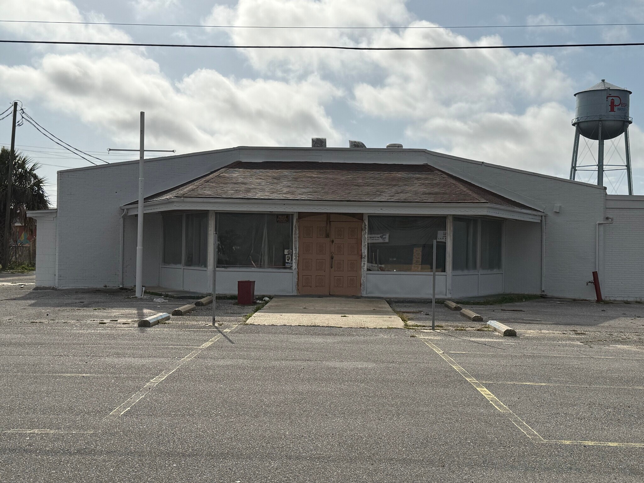 1094 N Navy Blvd, Pensacola, FL à vendre Photo de l’immeuble– Image 1 sur 15