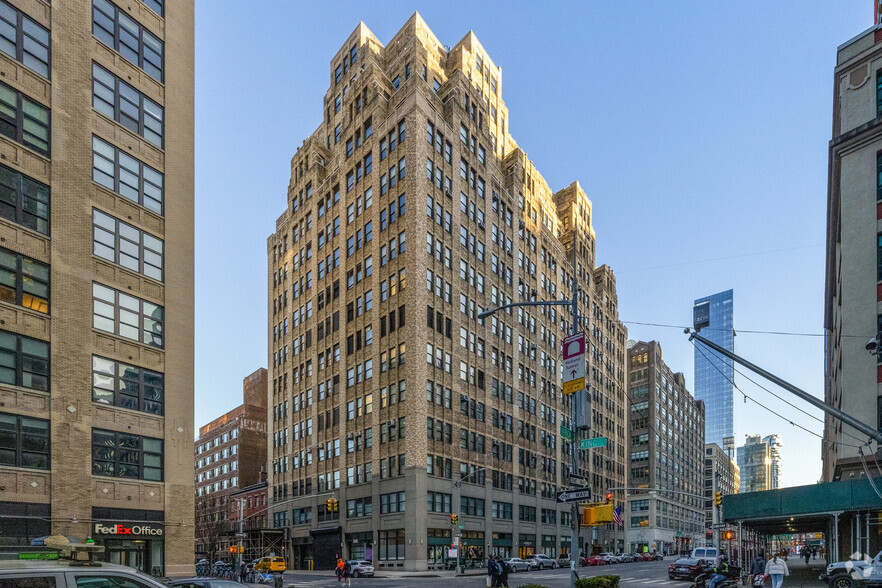 180 Varick St, New York, NY à louer - Photo de l’immeuble – Image 2 sur 7