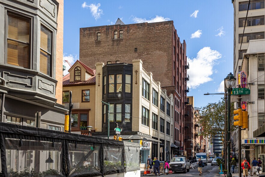 1217 Sansom St, Philadelphia, PA à louer - Photo de l’immeuble – Image 2 sur 5