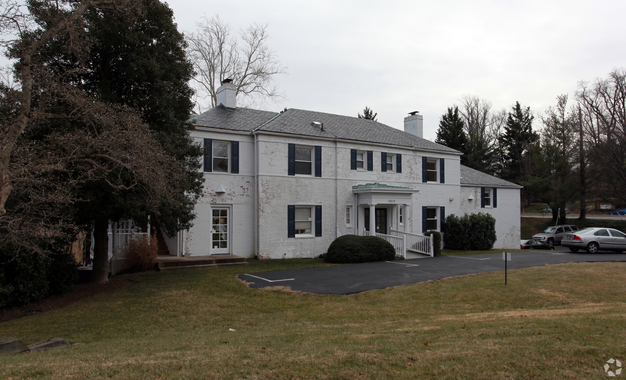 5612 Spruce Tree Ave, Bethesda, MD à vendre Photo principale– Image 1 sur 3