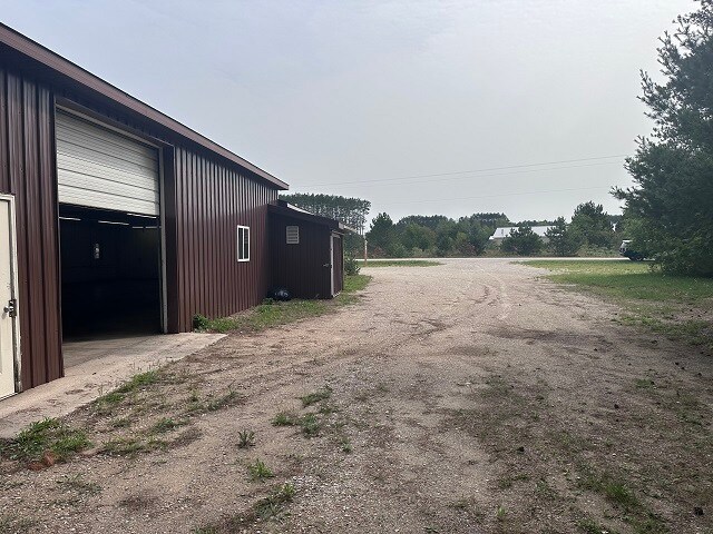 125 S Industrial Dr, Buckley, MI à louer - Photo de l’immeuble – Image 3 sur 23