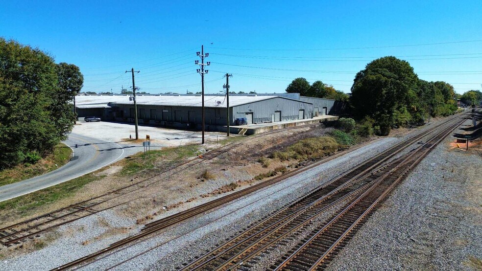 255 Franklin St, Spartanburg, SC à louer - Photo de l’immeuble – Image 3 sur 10