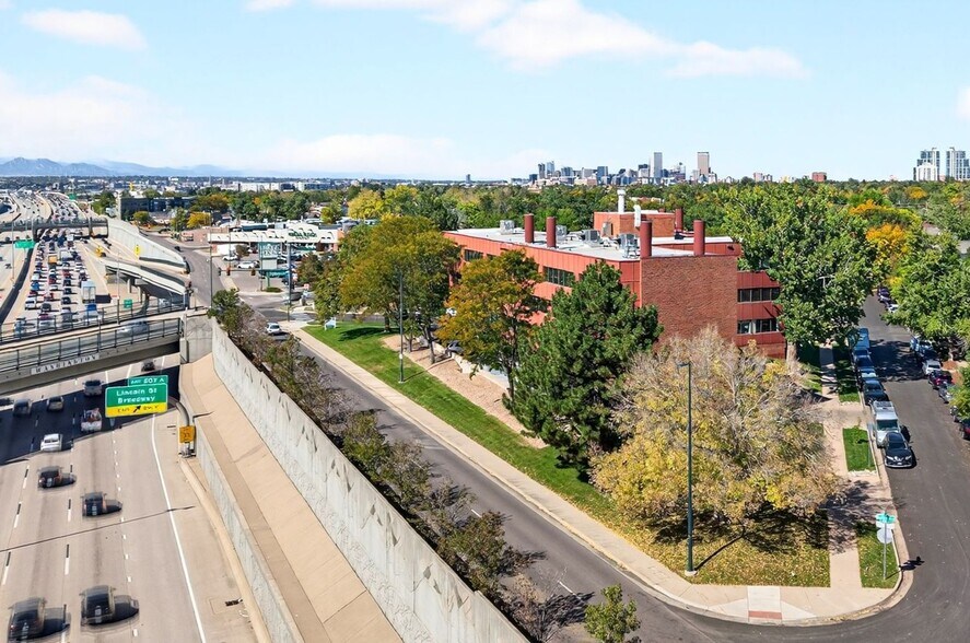 1221 S Clarkson St, Denver, CO à louer - Photo de l’immeuble – Image 1 sur 14