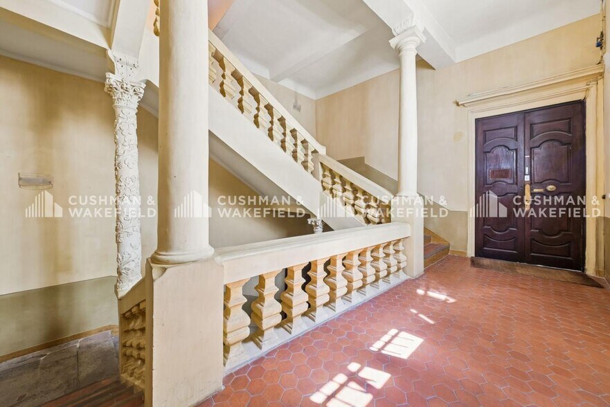 13 Rue Aude, Aix-en-Provence à louer - Photo de l’immeuble – Image 3 sur 14