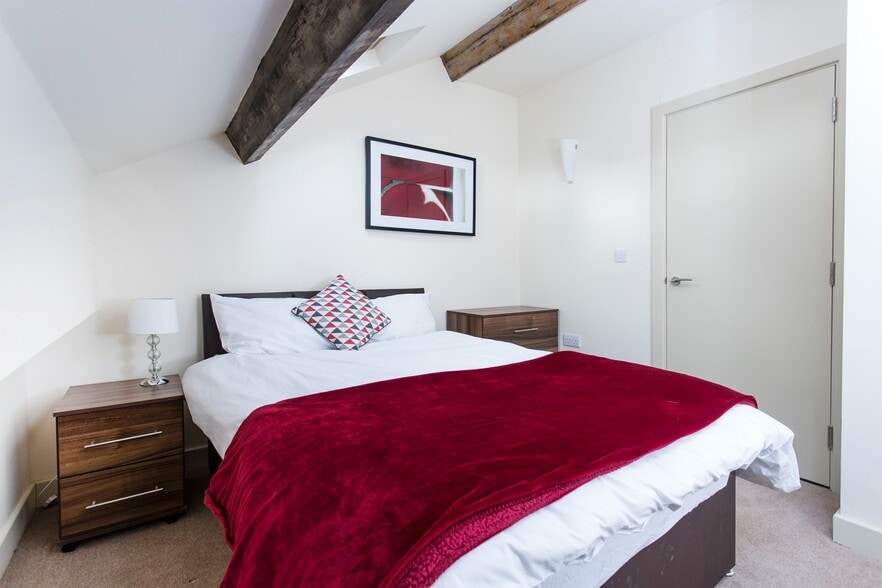 Upper Blakeridge Ln, Batley à vendre - Photo intérieure – Image 3 sur 8