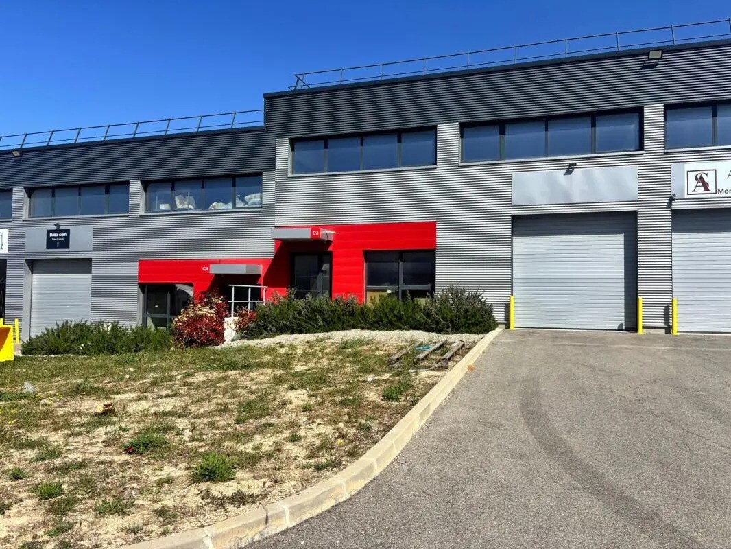 Bureau dans Gignac-la-Nerthe à louer Photo de l’immeuble– Image 1 sur 12