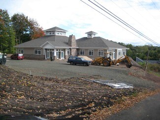 Plus de détails pour 30 Country Squire Dr, Cromwell, CT - Bureau à vendre
