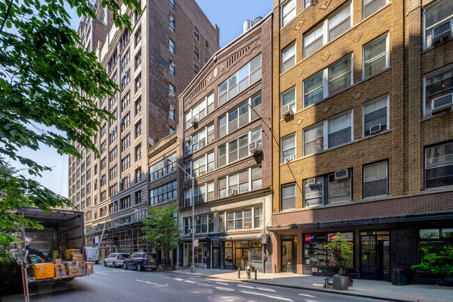 Plus de détails pour 145-147 W 27th St, New York, NY - Local commercial à vendre