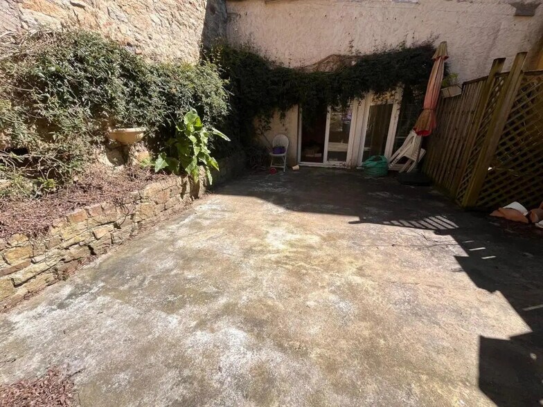 Local commercial dans Vannes à vendre - Photo de l’immeuble – Image 3 sur 5