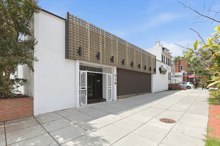 716-718 Kennedy St NW, Washington, DC à vendre - Photo de l’immeuble – Image 1 sur 11