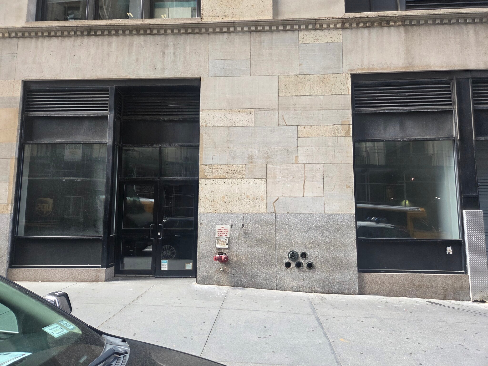 225 Broadway, New York, NY à louer Photo intérieure– Image 1 sur 4