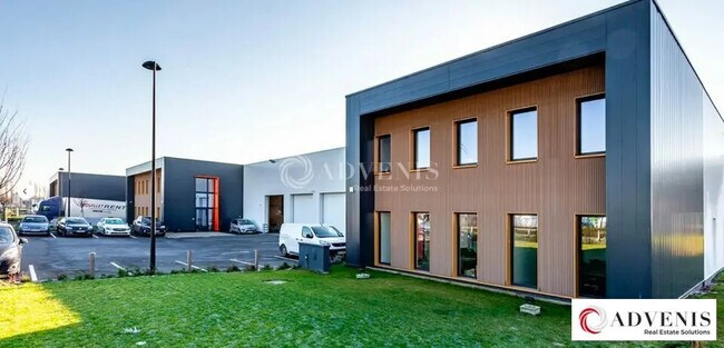 Plus de détails pour Industriel/Logistique à louer