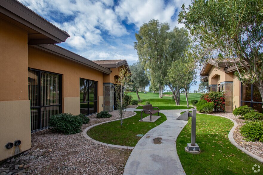 6640 E Baseline Rd, Mesa, AZ à vendre - Photo de l’immeuble – Image 2 sur 16