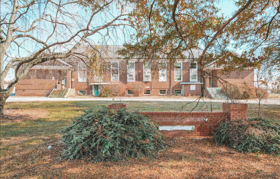 6125 NC Hwy 16 Hwy, Taylorsville, NC à vendre - Photo de l’immeuble – Image 3 sur 3