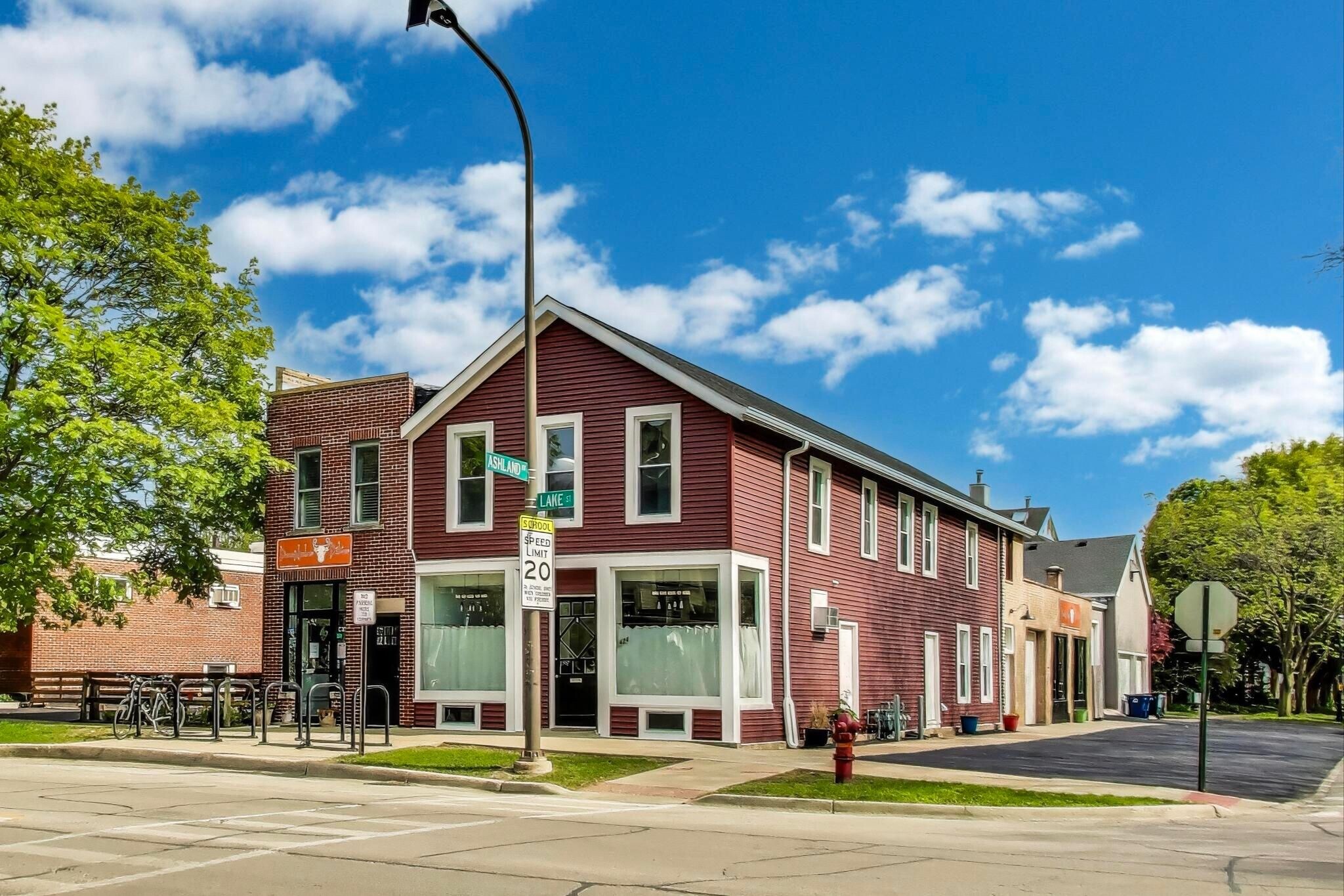 1424 Lake St, Evanston, IL à louer Photo principale– Image 1 sur 10