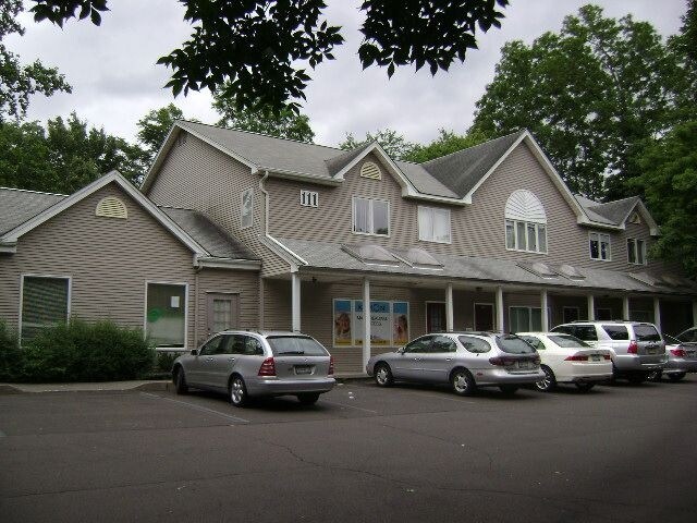99-113 Route 303, Tappan, NY à louer Photo principale– Image 1 sur 26