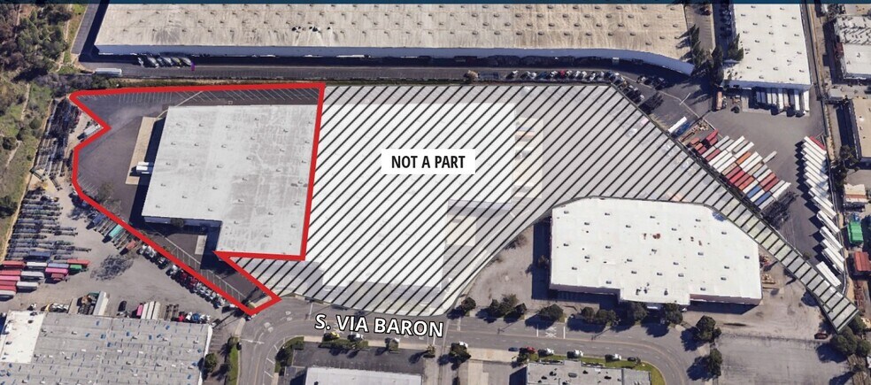 19914 Via Baron, Rancho Dominguez, CA à louer - Photo de l’immeuble – Image 3 sur 3