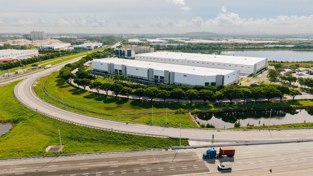 10547 NW 117th Ave, Miami, FL à louer Photo intérieure– Image 1 sur 9